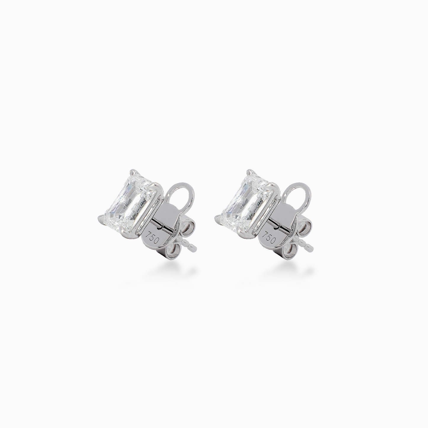Lab-grown Emerald Stud Earrings