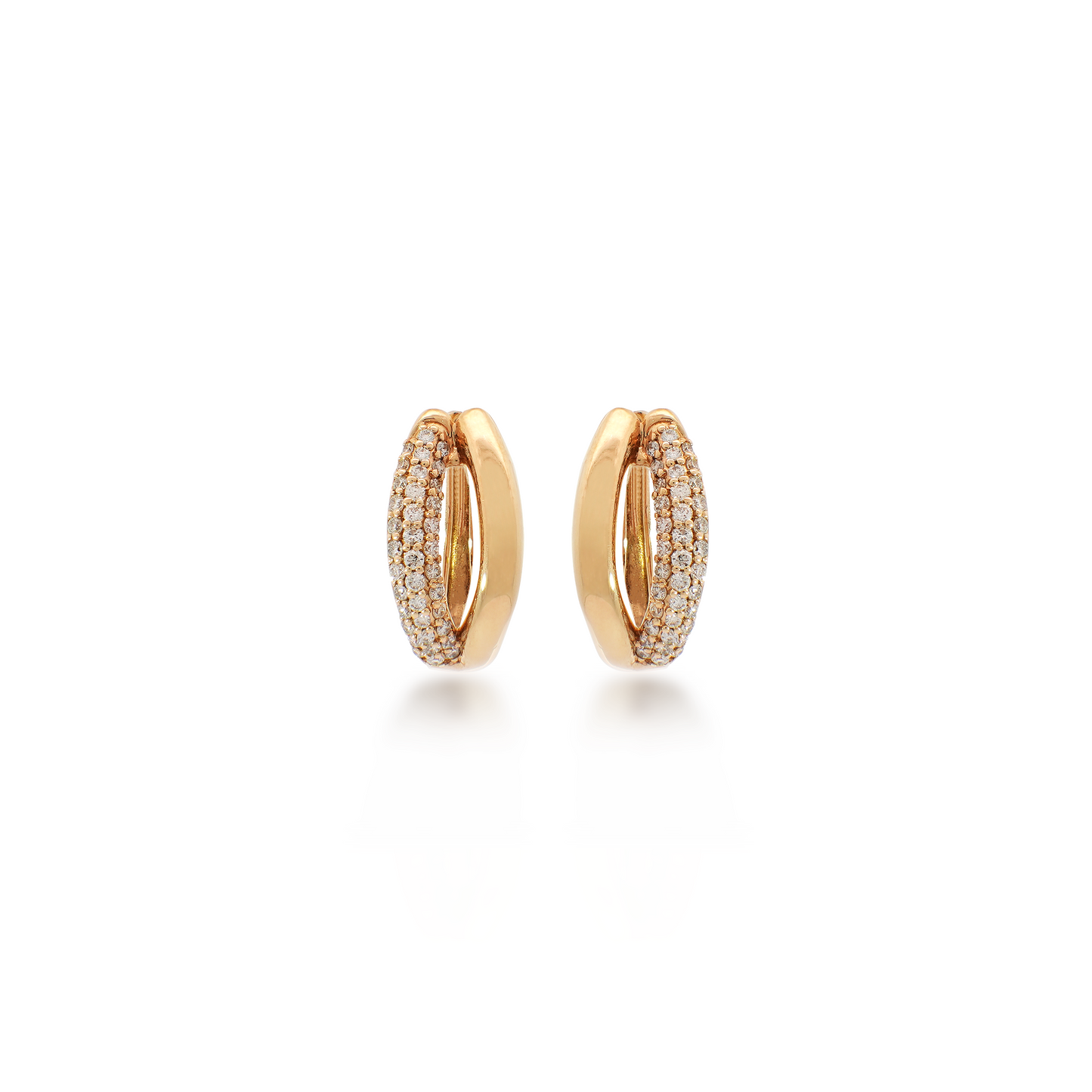 Round Diamond Shell Stud Earrings in Yellow Gold