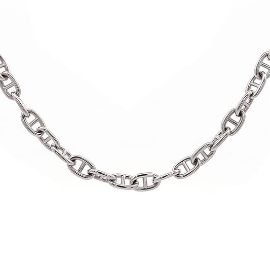 Interlocking Chain Necklace in White Gold